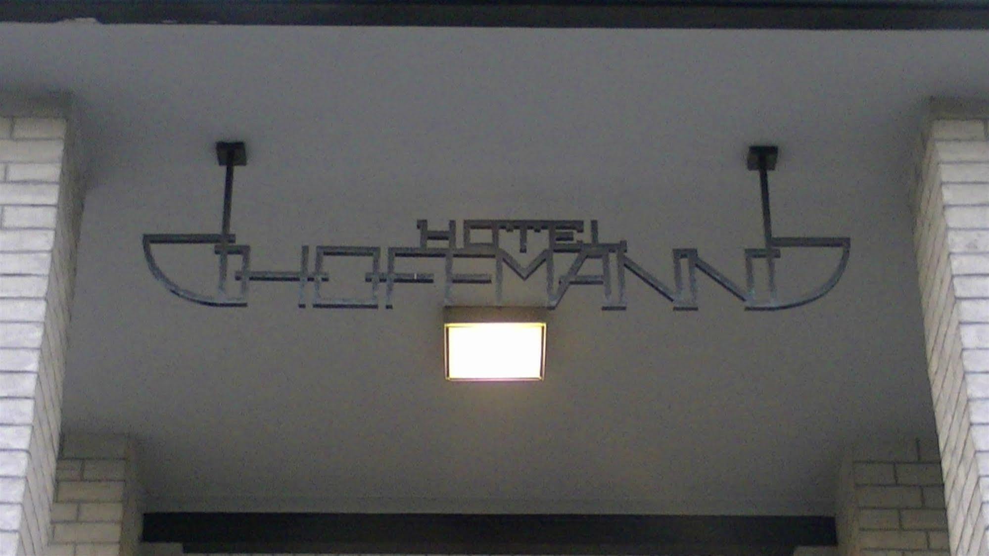 Art Deco Hotel Hoffmann Kladno Exteriör bild